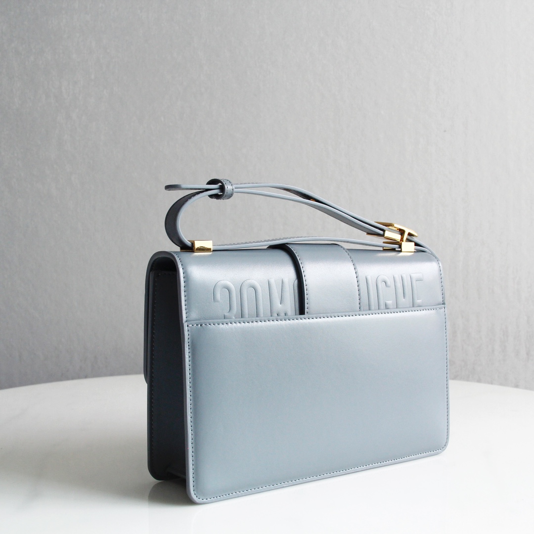 30 Montaigne Bag Light Blue Box Calfskin